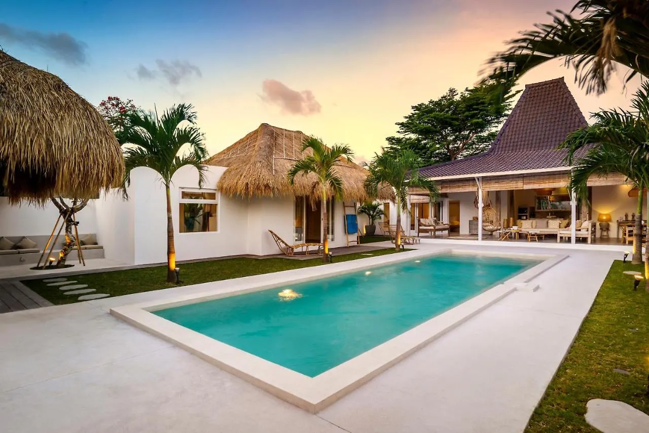 Villa Surga Blue Seminyak Indonesia