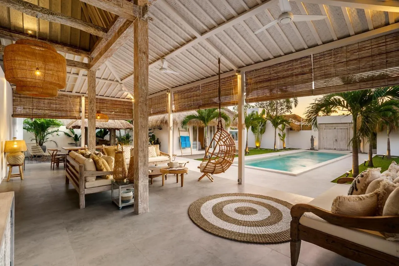 Villa Surga Blue By Alfred In Bali Seminyak