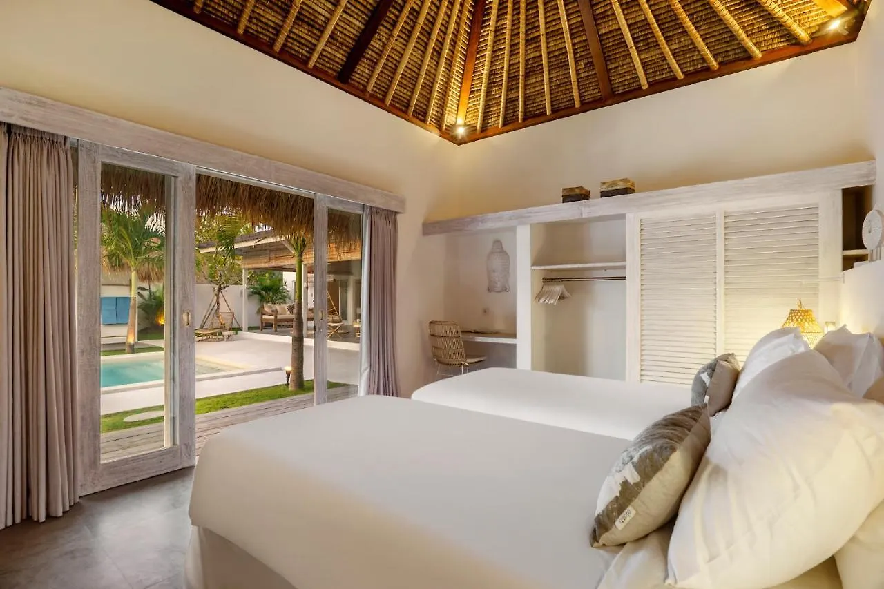 Villa Surga Blue By Alfred In Bali Seminyak